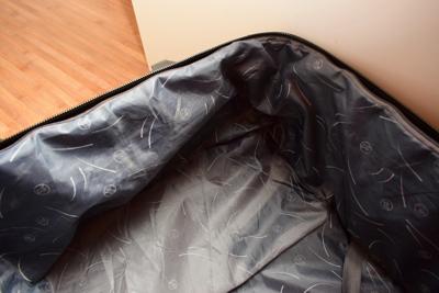 Vnitřní stélka kufru