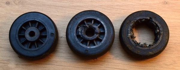 Zadřená kluzná ložiska kufru