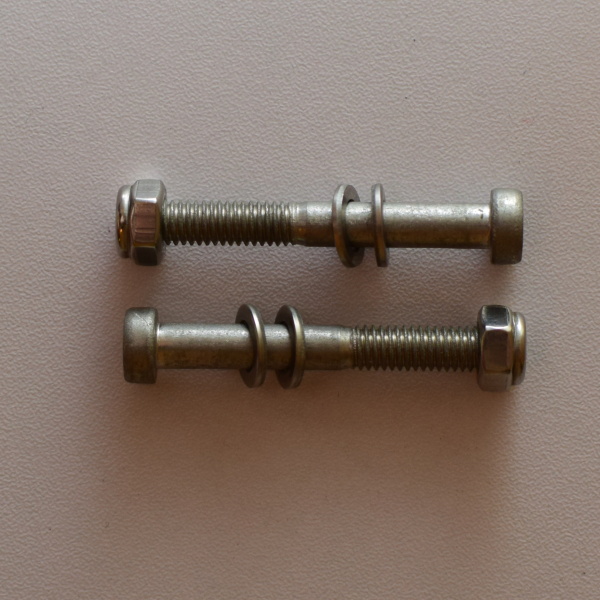 Šroubové osičky 6x45